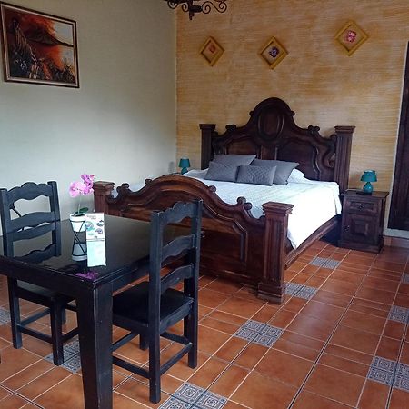 Hotel El Mirador Anexo 1 Santa Lucia Milpas Altas Room photo