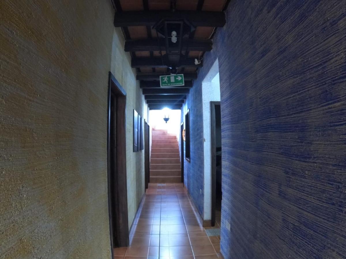 Hotel El Mirador Anexo 1 Santa Lucia Milpas Altas Exterior photo