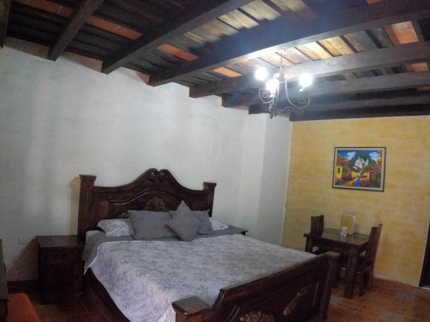 Hotel El Mirador Anexo 1 Santa Lucia Milpas Altas Room photo